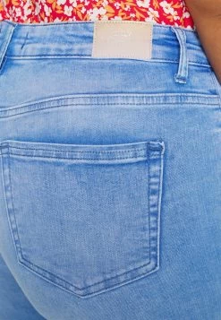 ONLY CARMAKOMA CARWILLY LIFE RAW - Jeans Skinny Fit - Light Blue Denim -Mode Verkauf 06b45e789cef437a8ca4834789343a03