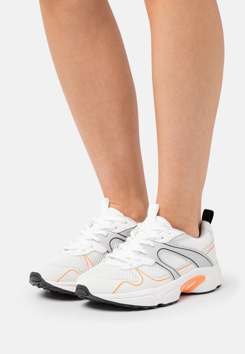 ONLY Shoes ONLSOKO RUNNER - Sneaker Low - White/orange 3 ONLY Shoes ONLSOKO RUNNER - Sneaker Low - White/orange