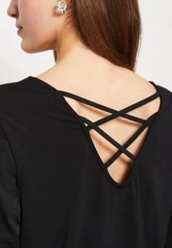 ONLY ONLREBA CROSS BACK - Langarmshirt - Black 13 ONLY ONLREBA CROSS BACK - Langarmshirt - Black -Mode Verkauf 0fdfe74e430546619aacbceefea38baf