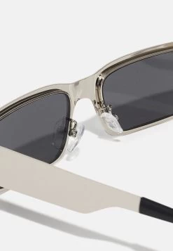 Only & Sons ONSSUNGLASS UNISEX - Sonnenbrille - Black/silver-coloured 9 Only & Sons ONSSUNGLASS UNISEX - Sonnenbrille - Black/silver-coloured -Mode Verkauf 12bb9caa653d4da7bd2a0f29a1f18325