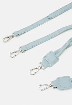 ONLY ONLSHAKIRA PU CROSS BODY BAG - Umhängetasche - Skyway 12 ONLY ONLSHAKIRA PU CROSS BODY BAG - Umhängetasche - Skyway -Mode Verkauf 1519471c17354e01b26cabe03b522af9