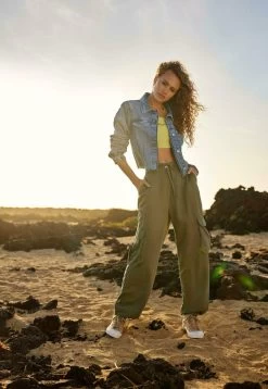 ONLY ONLKENYA LIFE UTILITY OTW - Cargohose - Aloe