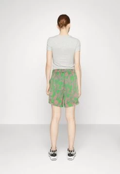 ONLY ONLCHELSEA - Shorts - Vibrant Green -Mode Verkauf 1a754b129aa84e969d58838ab1570d35