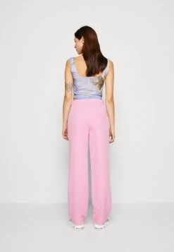 ONLY ONLLANA - Stoffhose - Fuchsia Pink -Mode Verkauf 1c0a0c3c25e24b91a41b05808e58e874