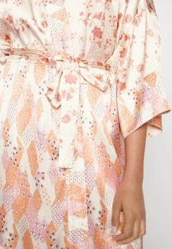 ONLY ONLKATINKA KIMONO - Bademantel - Brandied Apricot Ethnic -Mode Verkauf 207ee0aa4a0f43acbd3d097efce2f8a9