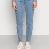ONLY ONLEMILY RAW MAE - Jeans Straight Leg - Light Blue Denim -Mode Verkauf 3a242996b1a940f8b31bdaba4fe732f3 1