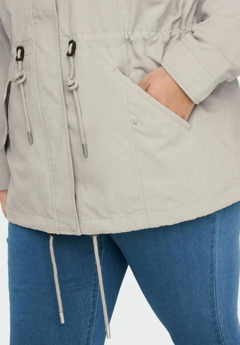 ONLY CARMAKOMA CURVY ÜBERGANGS - Parka - Silver Lining 6 ONLY CARMAKOMA CURVY ÜBERGANGS - Parka - Silver Lining – Bild 4
