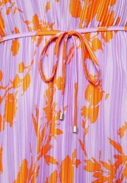 ONLY CARMAKOMA CARELEMA PLISSE DRESS PLUS SIZE - Freizeitkleid - Purple 13 ONLY CARMAKOMA CARELEMA PLISSE DRESS PLUS SIZE - Freizeitkleid - Purple -Mode Verkauf 53c70bfad5fd4069a7010176df098cb6