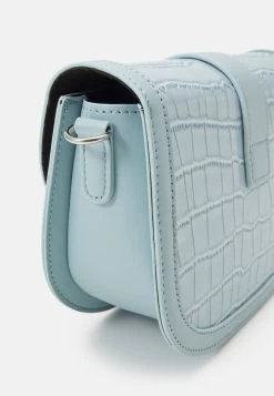 ONLY ONLSHAKIRA PU CROSS BODY BAG - Umhängetasche - Skyway 11 ONLY ONLSHAKIRA PU CROSS BODY BAG - Umhängetasche - Skyway -Mode Verkauf 568e4db9ca0f4b64a448866f1af42774