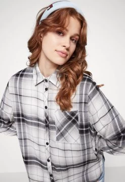 ONLY ONLKAROLINA CHECK - Hemdbluse - Black/cloud Dancer -Mode Verkauf 58ded8773ba04aaa932c5ae83cd79c1f