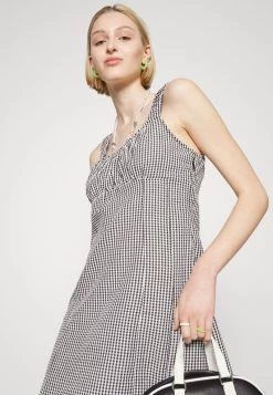 ONLY ONLSARAH STRAP DRESS - Freizeitkleid - Black -Mode Verkauf 64762497d89d471aa9bbc9f320cd49e5