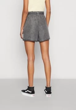 ONLY ONLBEA SMILLA LOOSE - Jeans Shorts - Grey Denim -Mode Verkauf 7abb96605b954fd6b3af409db8e31f5c