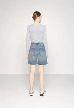 ONLY ONLBILLIE - Jeans Shorts - Light Blue Denim -Mode Verkauf 7ef4c5c48041487580abbb4a039b81ba