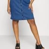 ONLY CARMAKOMA CARMANNI SKIRT - Jeansrock - Medium Blue Denim 1 ONLY CARMAKOMA CARMANNI SKIRT - Jeansrock - Medium Blue Denim -Mode Verkauf 84e6c34ab6f944e5a6b9359b20500012