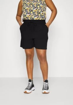 ONLY CARMAKOMA CARNOVA LOLLI LIFE SHORTS - Shorts - Black