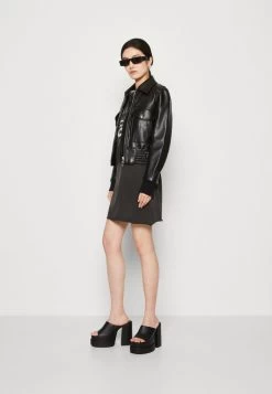 ONLY ONLLUCY LIFE S/S JRS NOOS - Jerseykleid - Black -Mode Verkauf 8f47a633bbcb4ec88d1ad90eaf1adc17