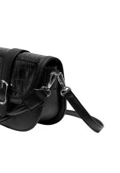 ONLY ONLSHAKIRA PU CROSS BODY BAG - Umhängetasche - Black -Mode Verkauf 9a4fffc15c4c41f18fa8a3b92b845780