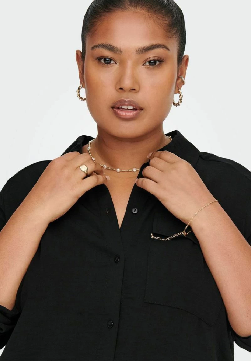 ONLY CARMAKOMA CARJOLEEN JACKIE LS WVN - Hemdbluse - Black 6 ONLY CARMAKOMA CARJOLEEN JACKIE LS WVN - Hemdbluse - Black – Bild 4