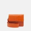 ONLY ONLSARAH CROSS BODY BAG - Umhängetasche - Persimmon Orangeut
