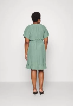 ONLY CARMAKOMA CARARUM WRAP DRESS - Freizeitkleid - Green 11 ONLY CARMAKOMA CARARUM WRAP DRESS - Freizeitkleid - Green -Mode Verkauf bc5327b9d63d4a9499696957bb7ac67b