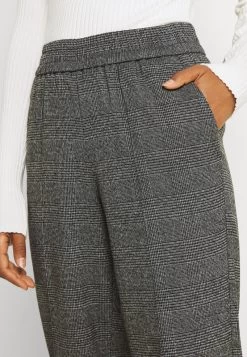 ONLY ONLPOPTRASH SUKI WIDE CHECK - Stoffhose - Black/cloud Dancer 12 ONLY ONLPOPTRASH SUKI WIDE CHECK - Stoffhose - Black/cloud Dancer -Mode Verkauf c5b6b25e823540798aaf1eee9182e8c3