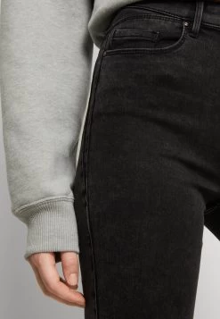 ONLY ONLROYAL - Jeans Skinny Fit - Black Denim -Mode Verkauf c97bea9c79eb4c0c96a110a01eecbb97