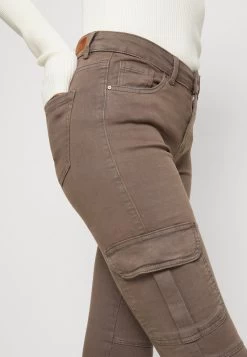 ONLY ONLMISSOURI REGULAR PANT - Cargohose - Brown -Mode Verkauf c9e52b55b25d4139af03ab99884f5a23