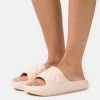 ONLY Shoes ONLMAVE POOL SLIDE - Badesandale - Off-white -Mode Verkauf cdf76505494e4e88af443672d226ebcb