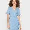 ONLY ONLOLIVIA WRAP DRESS - Freizeitkleid - Allure Fiona -Mode Verkauf d5e7b6f36efc41eda6c4ee6cf945346a