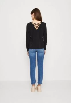 ONLY ONLREBA CROSS BACK - Langarmshirt - Black 10 ONLY ONLREBA CROSS BACK - Langarmshirt - Black -Mode Verkauf ea689b940a294920bc65857c4c6c41f2