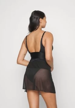 ONLY ONLMOLLY BEACH SKIRT - Strandaccessoire - Black -Mode Verkauf f033bf59a9aa4e7ea46ab4fc5d348d10