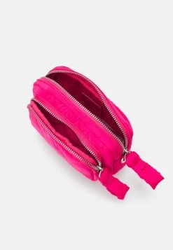 ONLY ONLKATY CROSS BODY BAG - Umhängetasche - Very Berry 10 ONLY ONLKATY CROSS BODY BAG - Umhängetasche - Very Berry -Mode Verkauf f3e16981b825446c913973bca82e034e