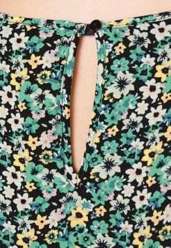 ONLY CARMAKOMA CARNOVA LOLLI LIFE TOP - Top - Winter Green -Mode Verkauf f6ba4eff8af7495aa44e7bd5ab1931d9